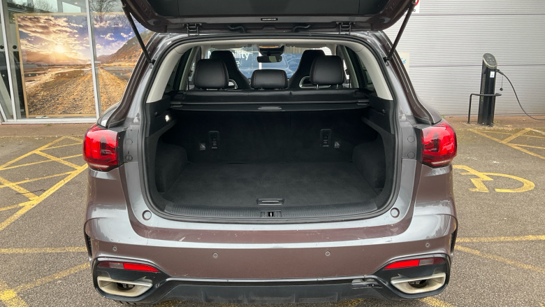 MG HS 1.5 T-GDI Trophy 5dr Petrol Hatchback